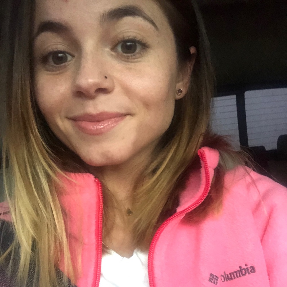 Meet your Posher, Kaci